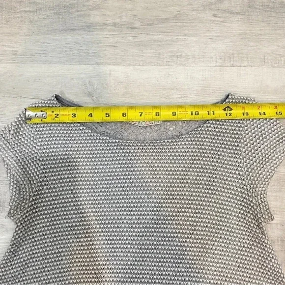 Rolla Coaster Y2K Light Grey Lace Knit Crop Top Size S - Picture 5 of 15